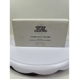 Department 56 Heritage Village Collection Come into The‎ Inn Set of 3 5560-3